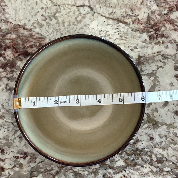 2 Pfaltzgraff Painted Poppies 24 oz soup bowls. - Picture 3 of 4